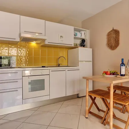 Relaxing 1 Bed, Los Cristianos, Heated Pool, Air Con アパート