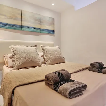 Relaxing 1 Bed, Los Cristianos, Heated Pool, Air Con