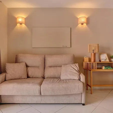 Relaxing 1 Bed, Los Cristianos, Heated Pool, Air Con Lejlighed *