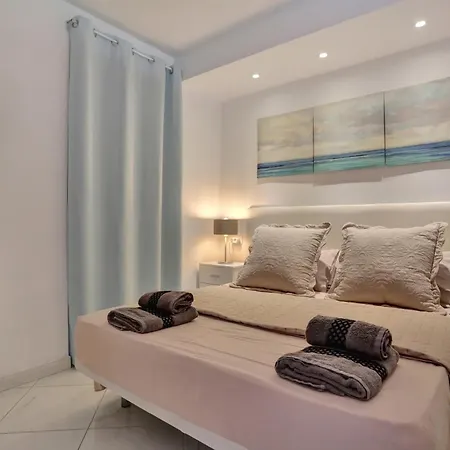 Relaxing 1 Bed, Los Cristianos, Heated Pool, Air Con Lejlighed Arona (Tenerife)